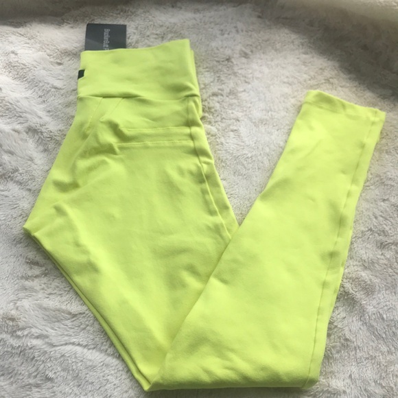 Acaiberry Fashion Pants - Picture 2 of 4